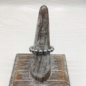 HANDCRAFTED Silver Hematite Stretch Bead Ring.